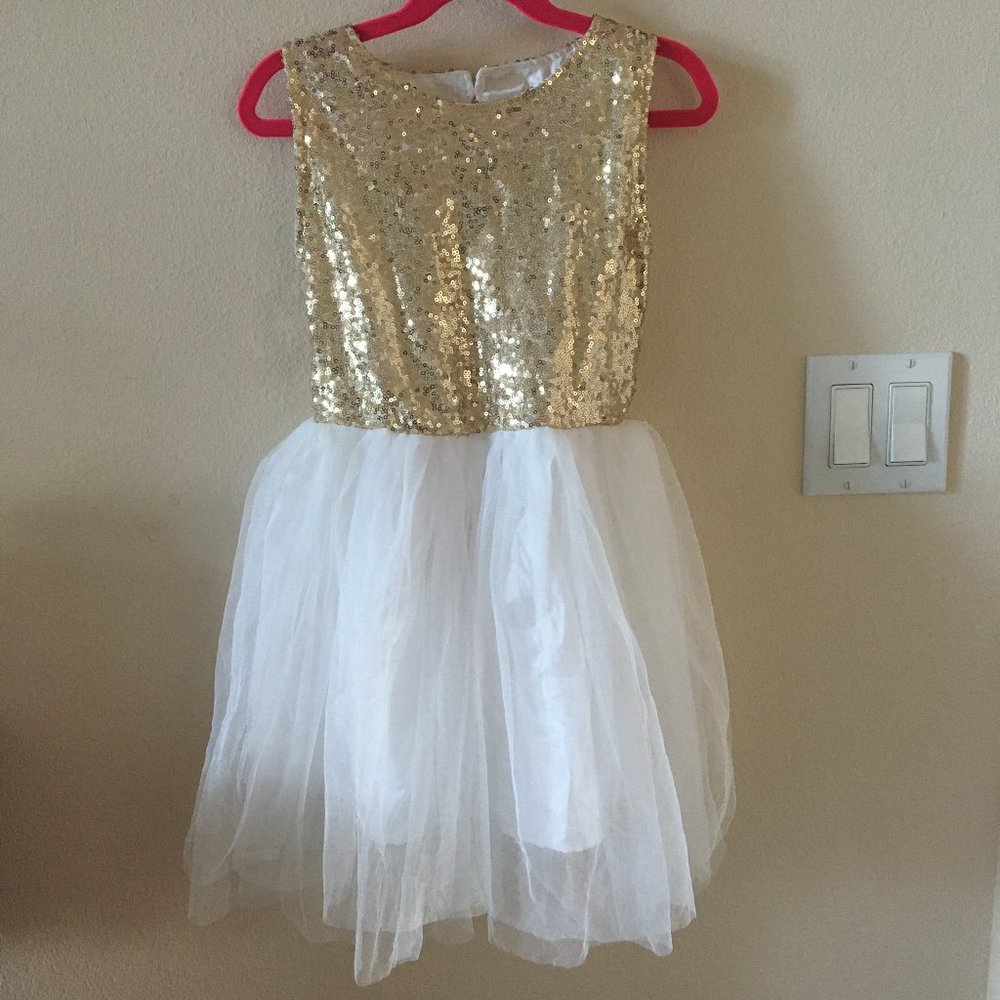 New Gold Sequins & Tulle Overlay Party, Costume, Dance Dress-sizes 4/5 & 5/6